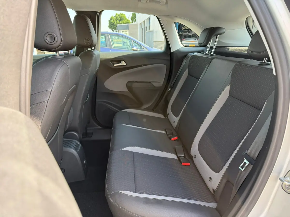 1.2 Turbo Innovation Cruise control | Keyless | Airco | Navigatie | Led | Parkeersensoren achter | Dealer onderhouden | Apple carplay & Android auto