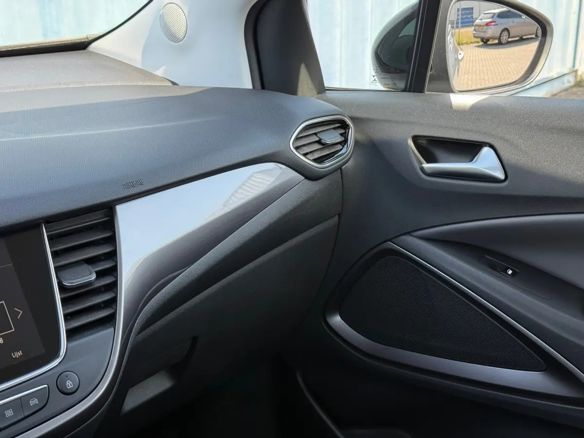 1.2 Turbo Innovation Cruise control | Keyless | Airco | Navigatie | Led | Parkeersensoren achter | Dealer onderhouden | Apple carplay & Android auto