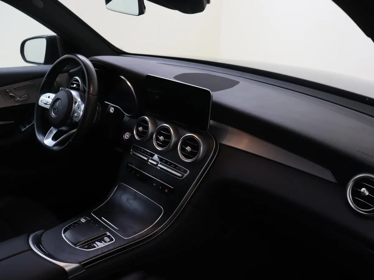 300e 4MATIC Business Solution AMG / Memory-Stoelen / Burmester / Panorama-dak / 360Graden-Camera /
