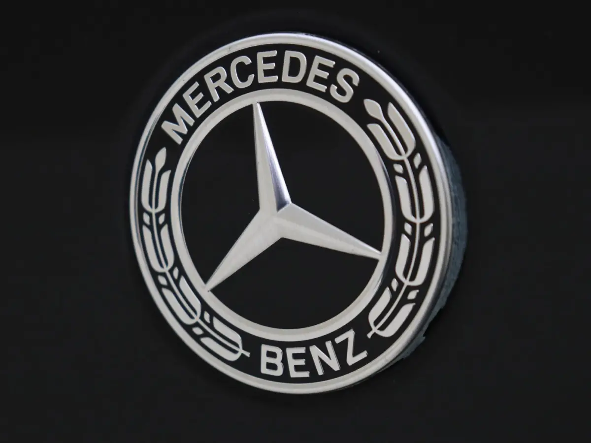 300e 4MATIC Business Solution AMG / Memory-Stoelen / Burmester / Panorama-dak / 360Graden-Camera /