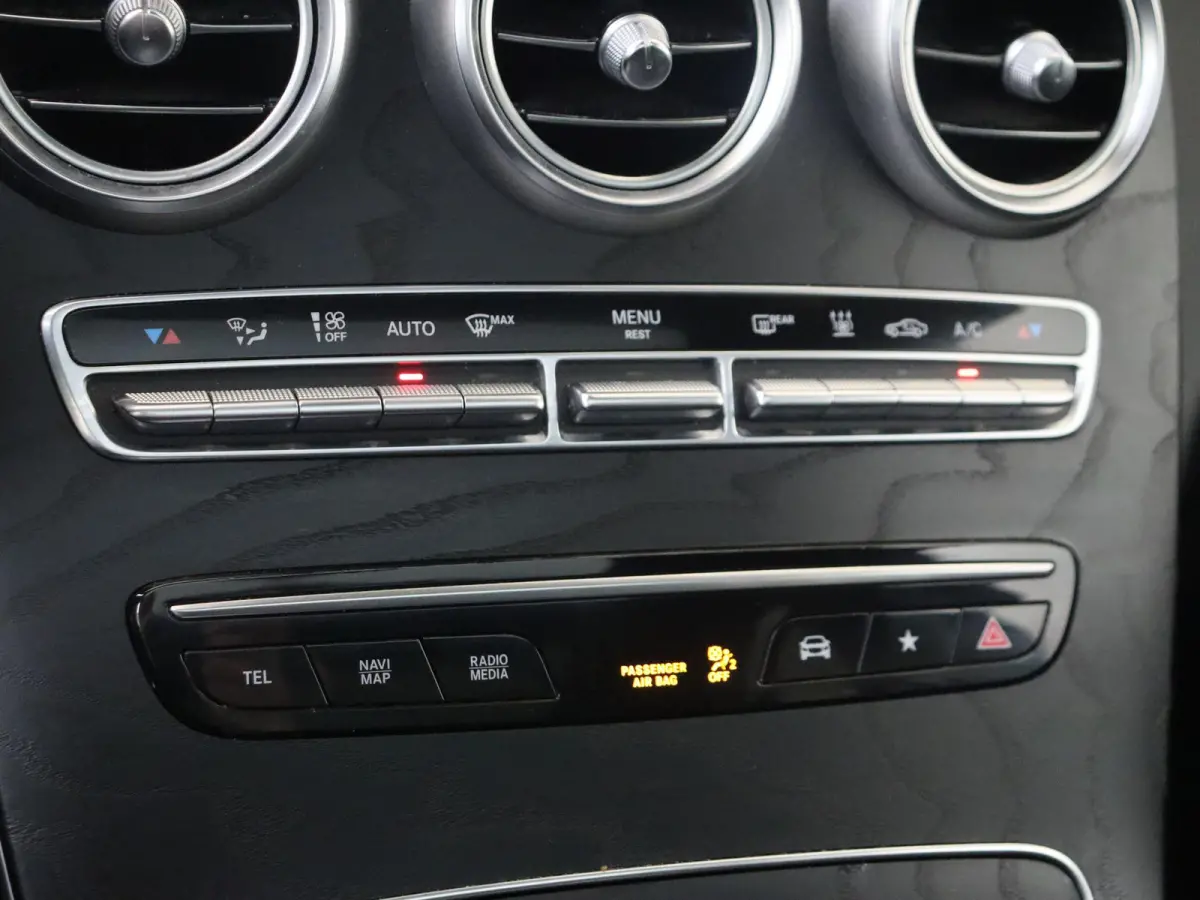 300e 4MATIC Business Solution AMG / Memory-Stoelen / Burmester / Panorama-dak / 360Graden-Camera /
