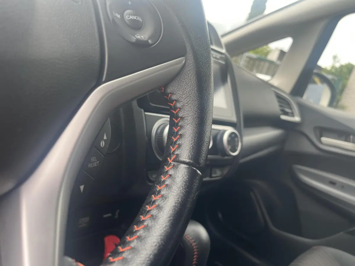 1.5 i-VTEC Dynamic 131PK TREKHAAK+1E EIG.+LED+PDC