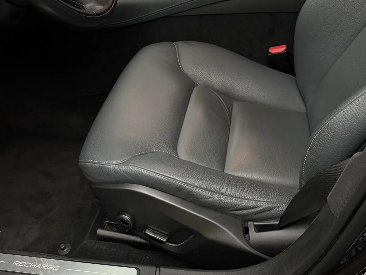 2.0 T6 AWD R-Design H/K Camera Elek Stoel Leer Trekhaak