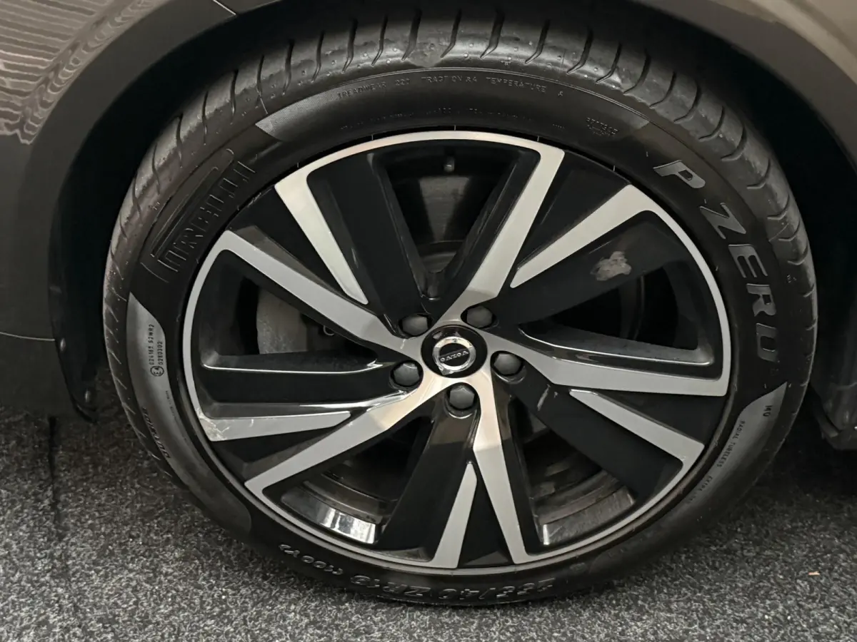 2.0 T6 AWD R-Design H/K Camera Elek Stoel Leer Trekhaak