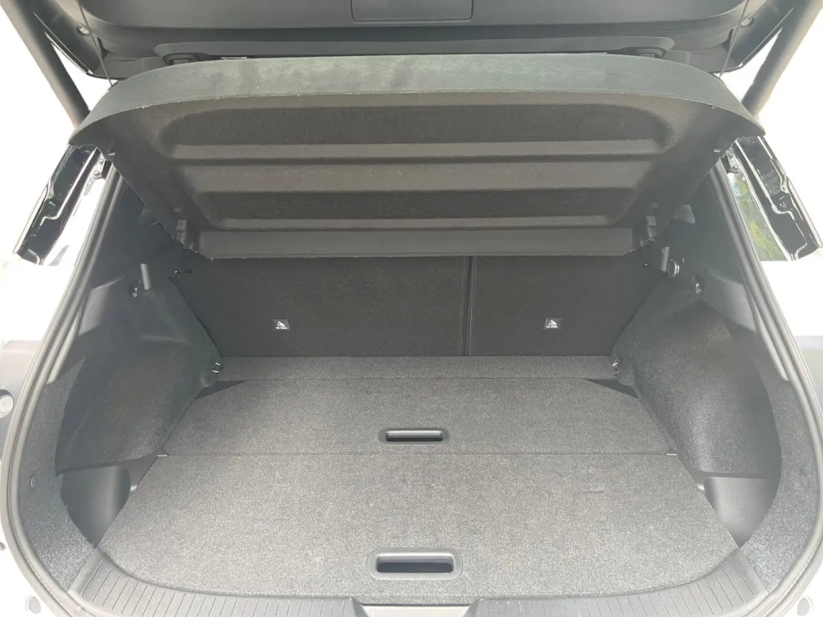 1.3 MHEV Xtronic N-Connecta | Panoramadak | HUD | Adapt. Cruise Control| Stoelverwarming | Carplay