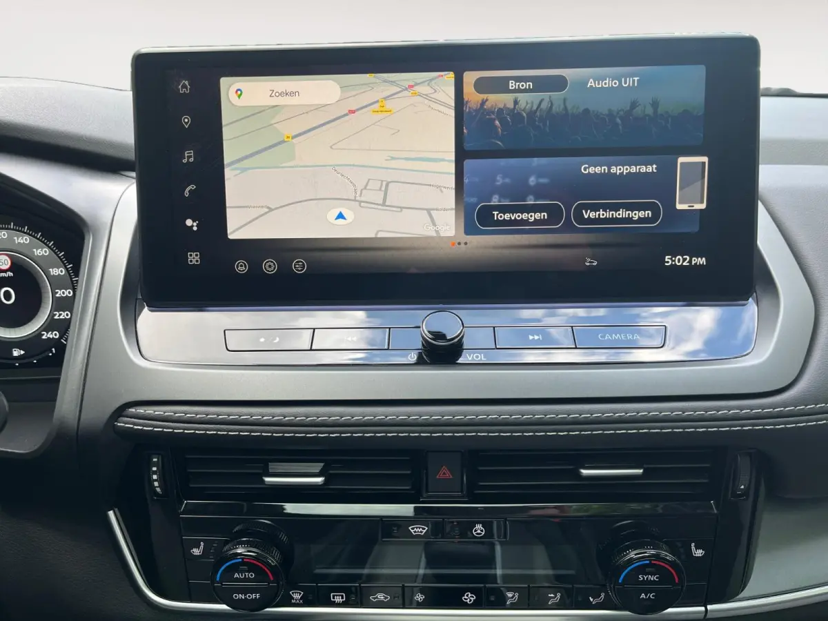 1.3 MHEV Xtronic N-Connecta | Panoramadak | HUD | Adapt. Cruise Control| Stoelverwarming | Carplay