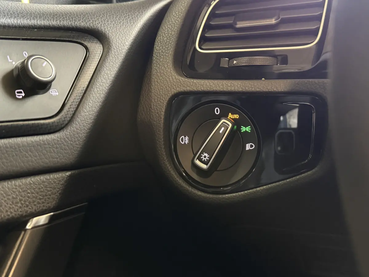2.0 TSI R 4Motion | Camera | Panoramadak | 300PK | Stoelverwarming | Leder