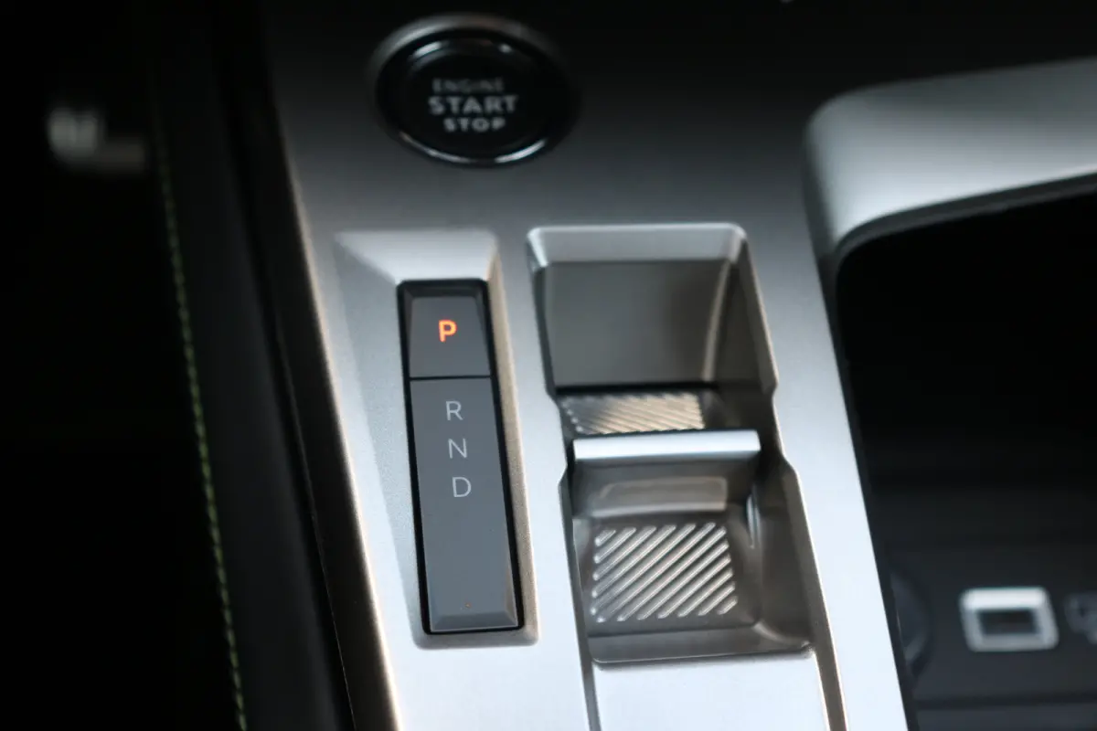 GT Avantage 58 kWh | Camera | Winterpakket | Navi | Warmtepomp | Leder/alcantara | Keyless |