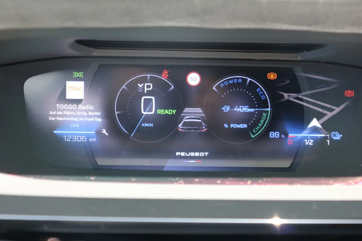 GT Avantage 58 kWh | Camera | Winterpakket | Navi | Warmtepomp | Leder/alcantara | Keyless |