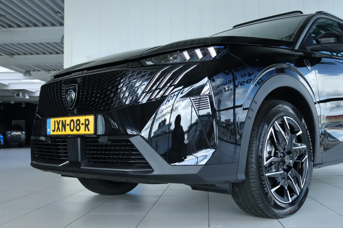 1.2 Hybrid 145 GT | VOORRAAD ACTIE | 8 JAAR GARANTIE | Schuifdak | 7-Pers | Adapt. Cruise | Massage | 360 Camera | Keyless | Elektr. Klep