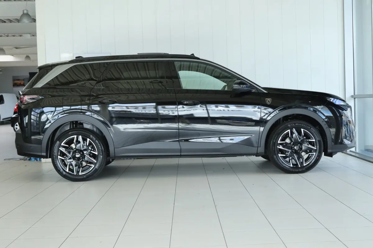 1.2 Hybrid 145 GT | VOORRAAD ACTIE | 8 JAAR GARANTIE | Schuifdak | 7-Pers | Adapt. Cruise | Massage | 360 Camera | Keyless | Elektr. Klep
