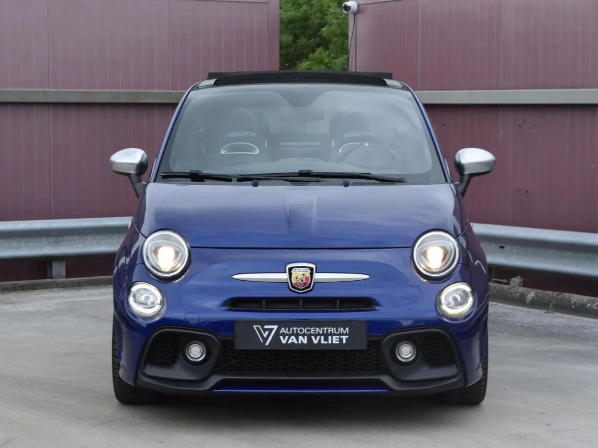 1.4 T-Jet Abarth Turismo 595 | ZWART LEDEREN BEKLEDING | NAVI | CLIMATE CONTROL | PARKEERSENSOREN | 165 PK | NL AUTO |