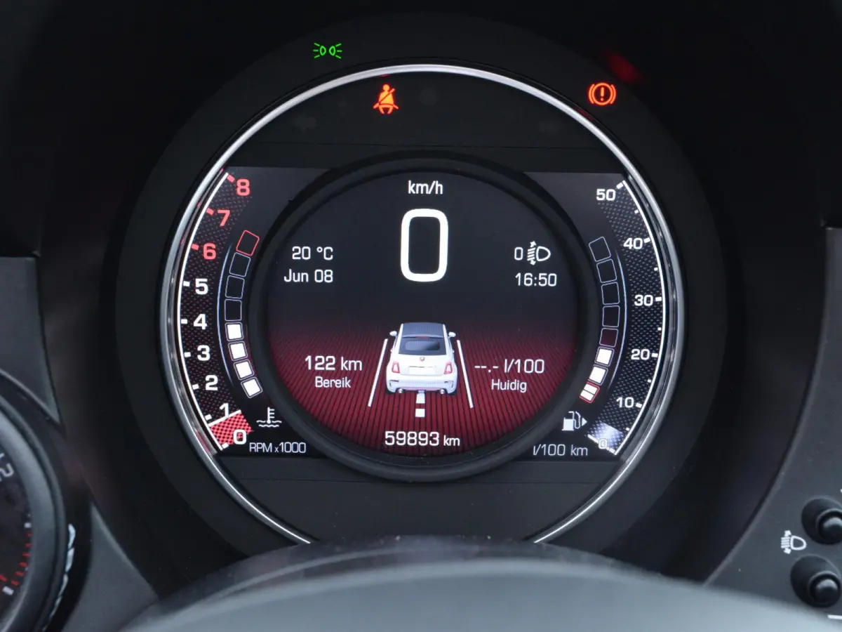 1.4 T-Jet Abarth Turismo 595 | ZWART LEDEREN BEKLEDING | NAVI | CLIMATE CONTROL | PARKEERSENSOREN | 165 PK | NL AUTO |