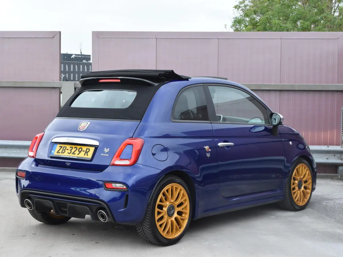 1.4 T-Jet Abarth Turismo 595 | ZWART LEDEREN BEKLEDING | NAVI | CLIMATE CONTROL | PARKEERSENSOREN | 165 PK | NL AUTO |