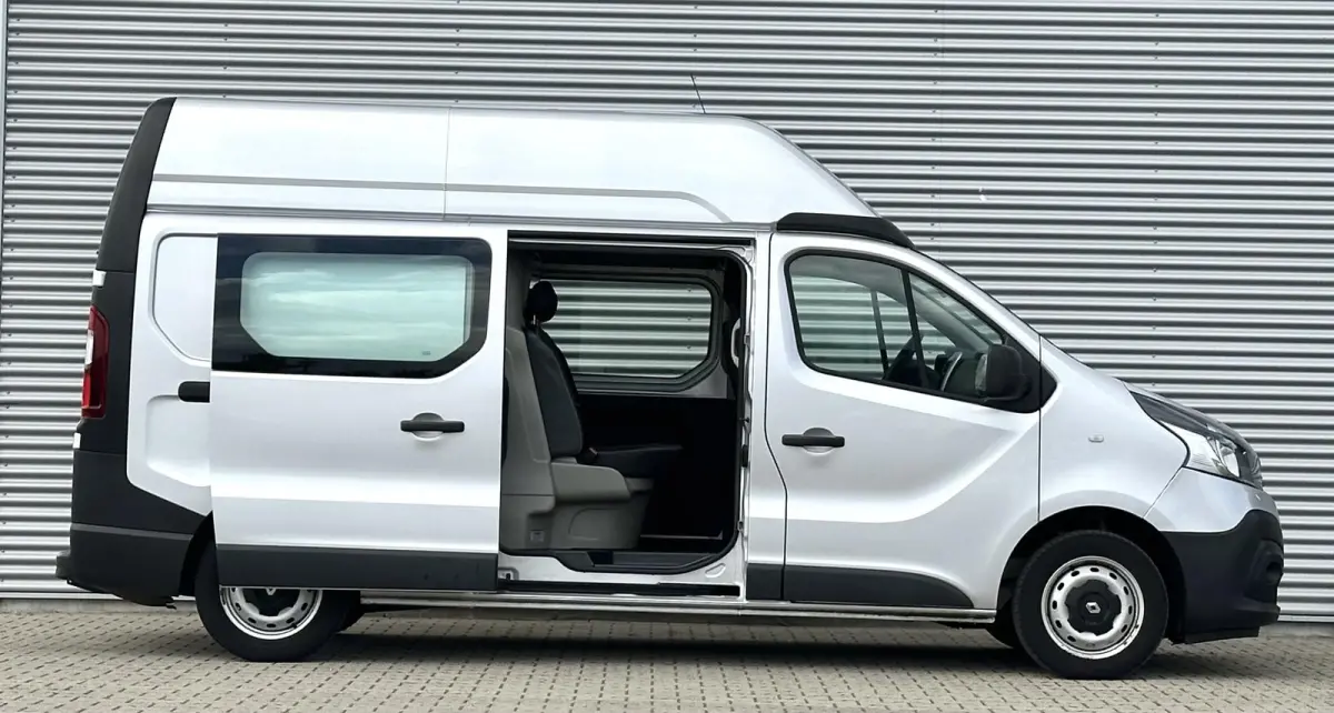 1.6 dCi T29 L2H2 DC Dubbel cabine Extra hoog MARGE Opel Vivaro/