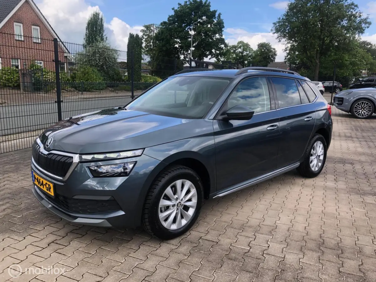 1.0 TSI DYNAMIC 110.PK DSG.7 NAVI APPLE CAR