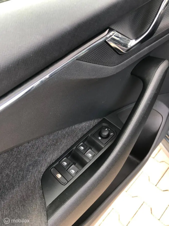 1.0 TSI DYNAMIC 110.PK DSG.7 NAVI APPLE CAR