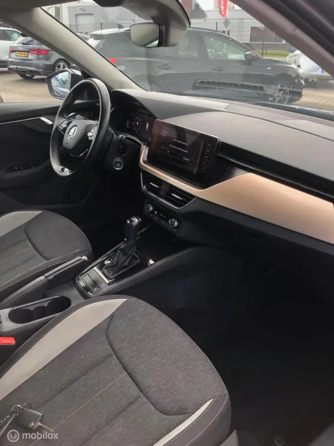 1.0 TSI DYNAMIC 110.PK DSG.7 NAVI APPLE CAR