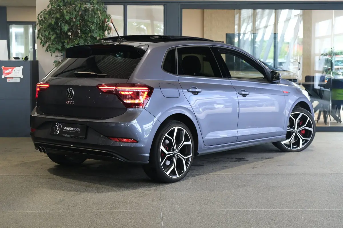 2.0 TSI GTI 207PK DSG Facelift Pano Alcantara Cam IQ Led Stoelverwarming