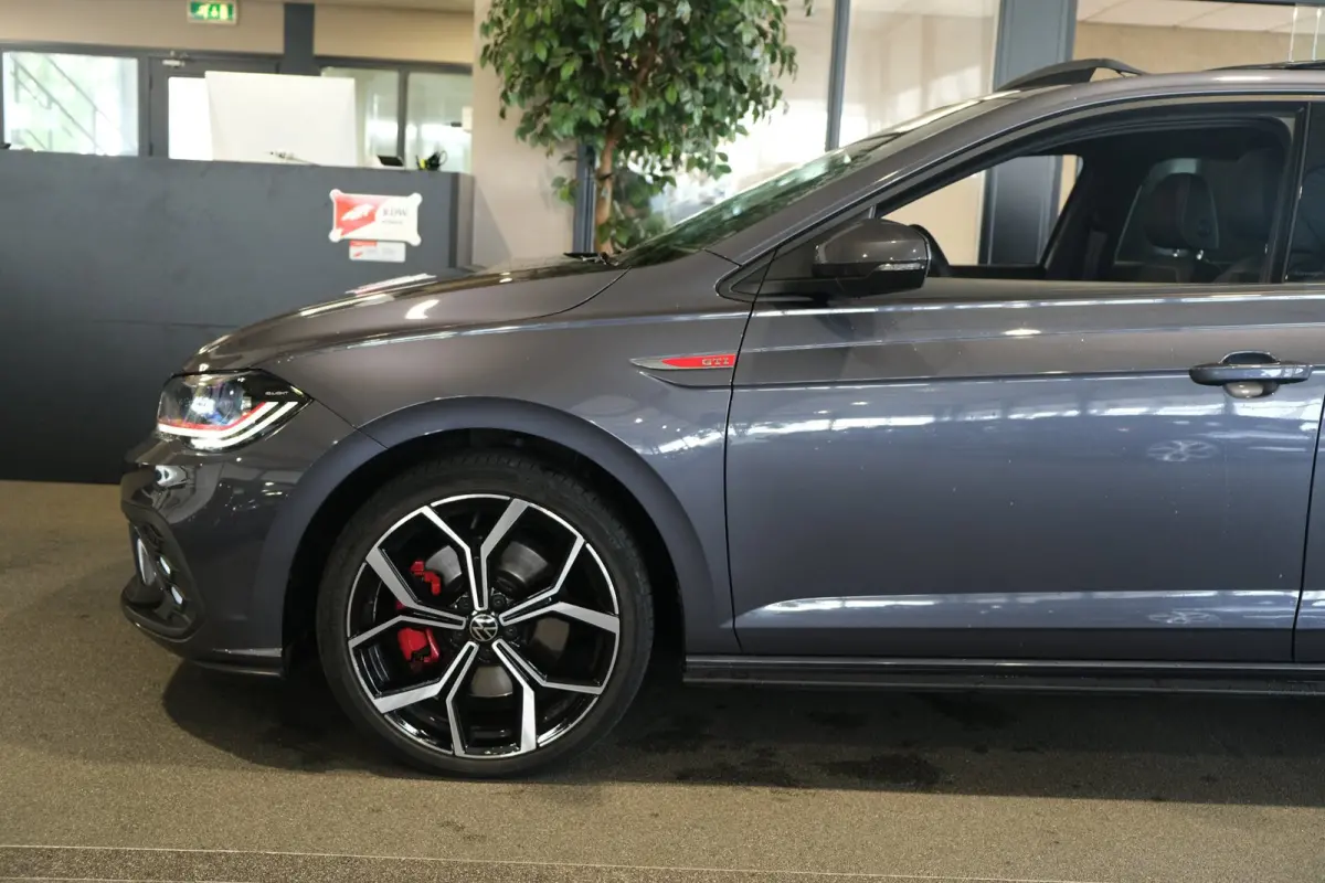 2.0 TSI GTI 207PK DSG Facelift Pano Alcantara Cam IQ Led Stoelverwarming