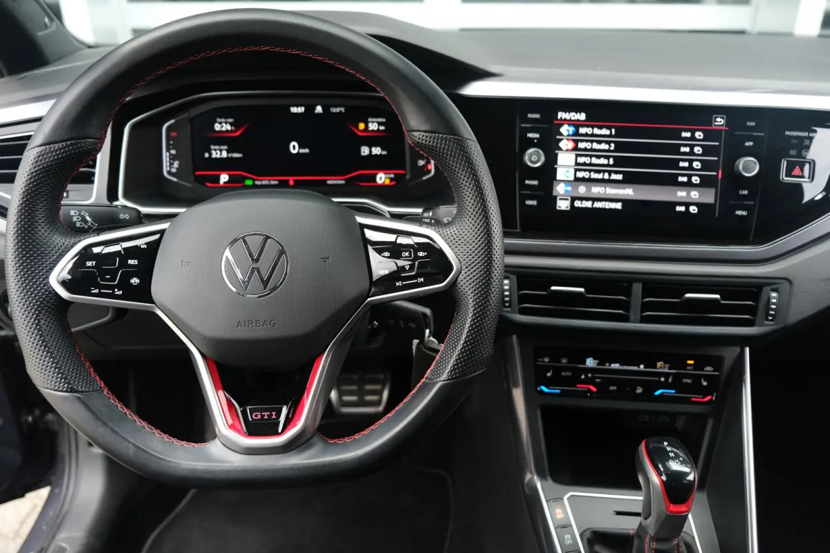 2.0 TSI GTI 207PK DSG Facelift Pano Alcantara Cam IQ Led Stoelverwarming