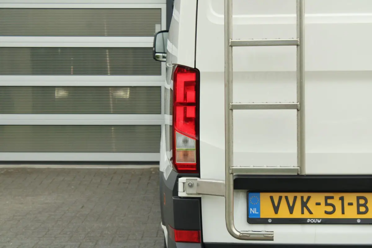 35 2.0 TDI 140pk L4H3 Highline EURO 6 | Achteruitrijcamera | Cruise Control | Imperiaal | Side Assist | Trekhaak