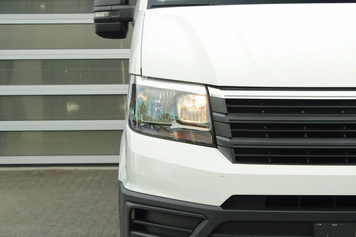 35 2.0 TDI 140pk L4H3 Highline EURO 6 | Achteruitrijcamera | Cruise Control | Imperiaal | Side Assist | Trekhaak