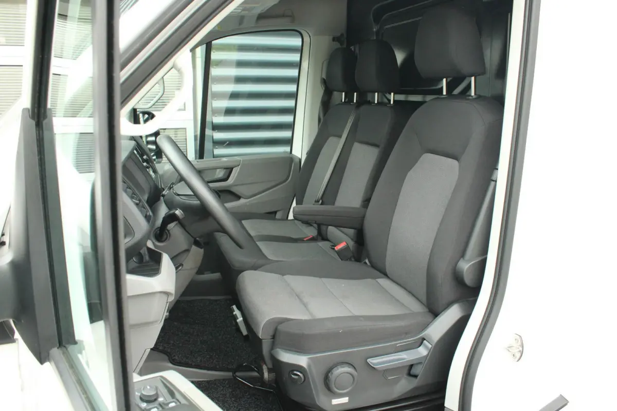 35 2.0 TDI 140pk L4H3 Highline EURO 6 | Achteruitrijcamera | Cruise Control | Imperiaal | Side Assist | Trekhaak