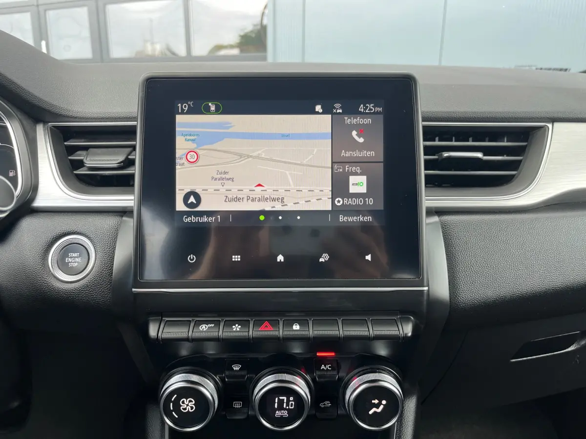1.0 TCe 100 Bi-Fuel Intens NL.Auto/Camera/Navigatie/CarPlay/Two-Tone/Dealer Onderhouden