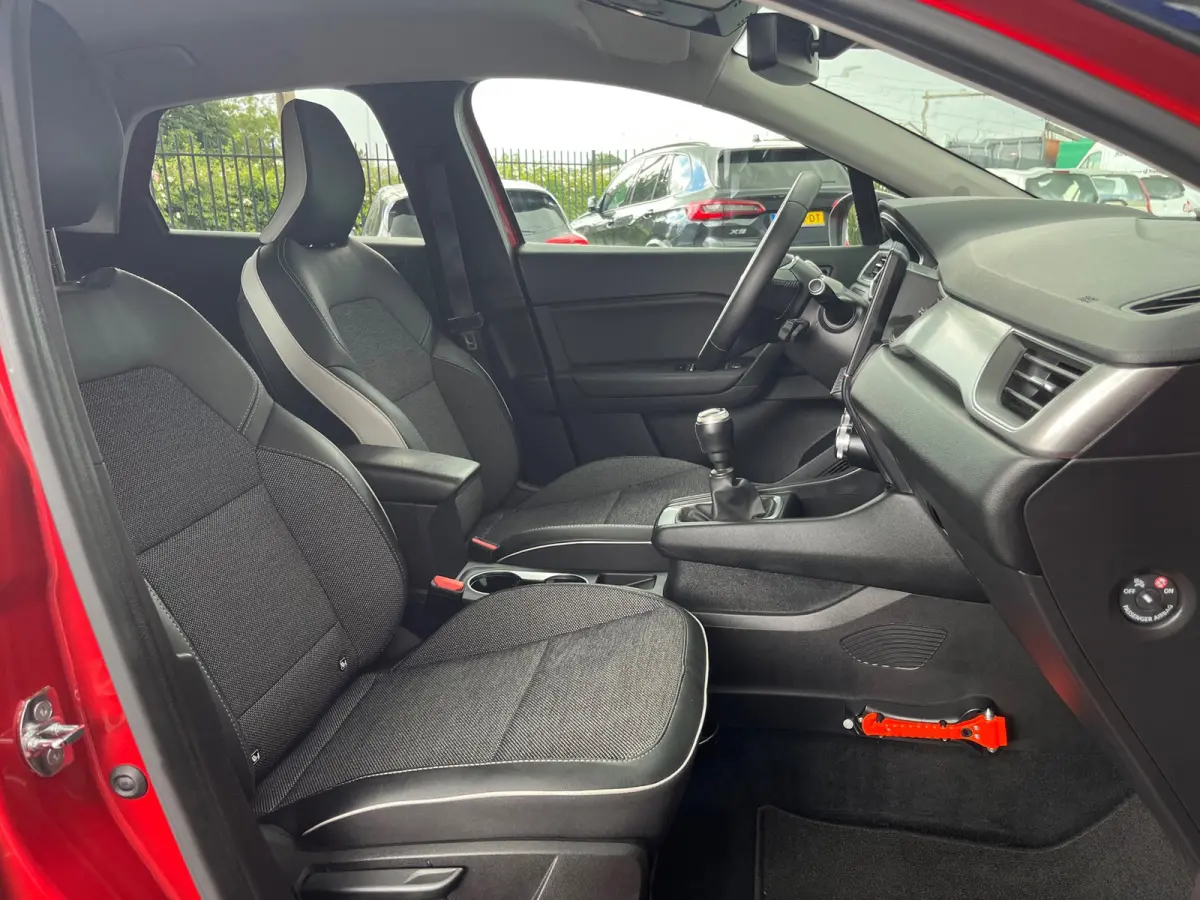 1.0 TCe 100 Bi-Fuel Intens NL.Auto/Camera/Navigatie/CarPlay/Two-Tone/Dealer Onderhouden