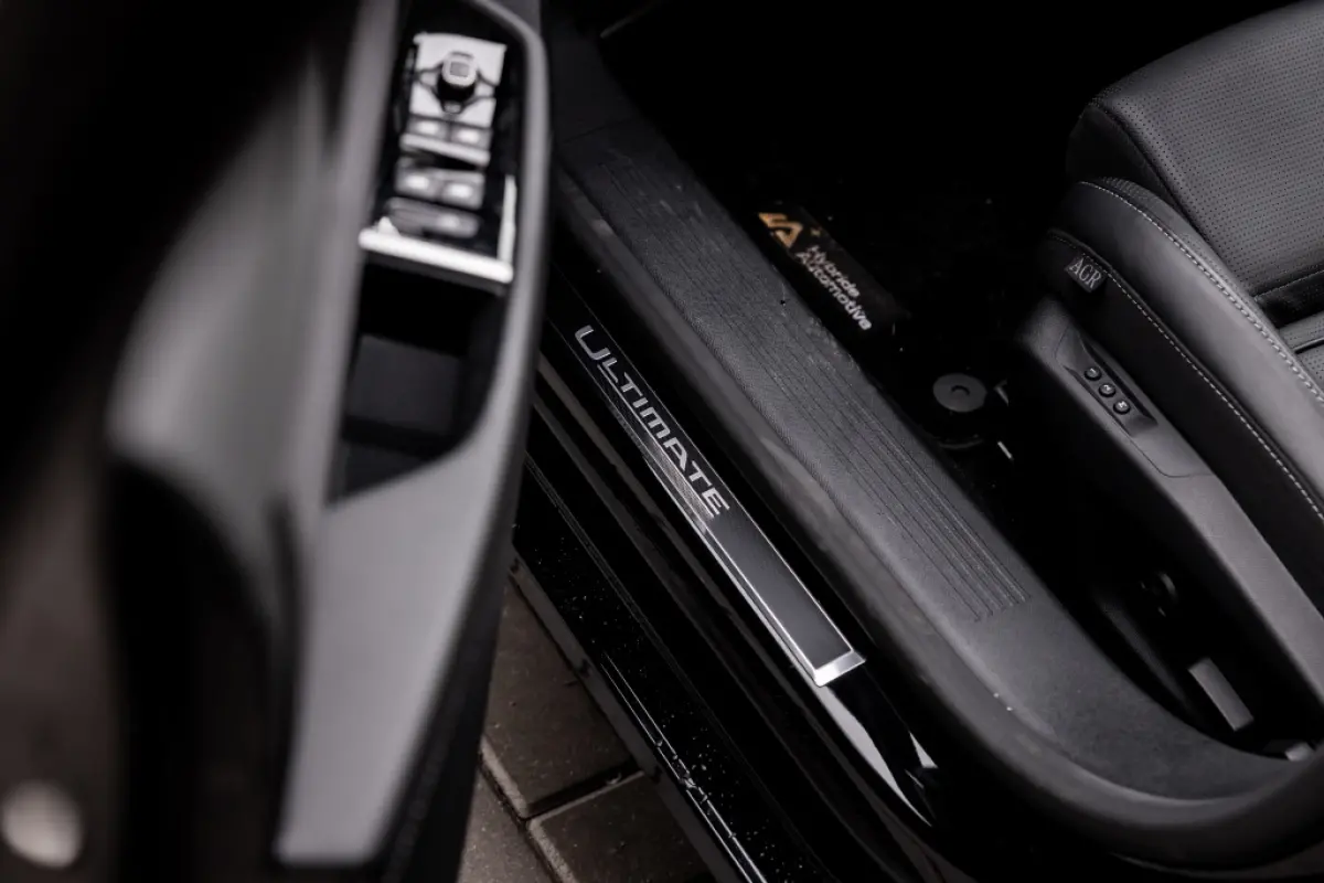 1.6 T PHEV Ultimate | Pano | Leder | Memory | 360 Cam |