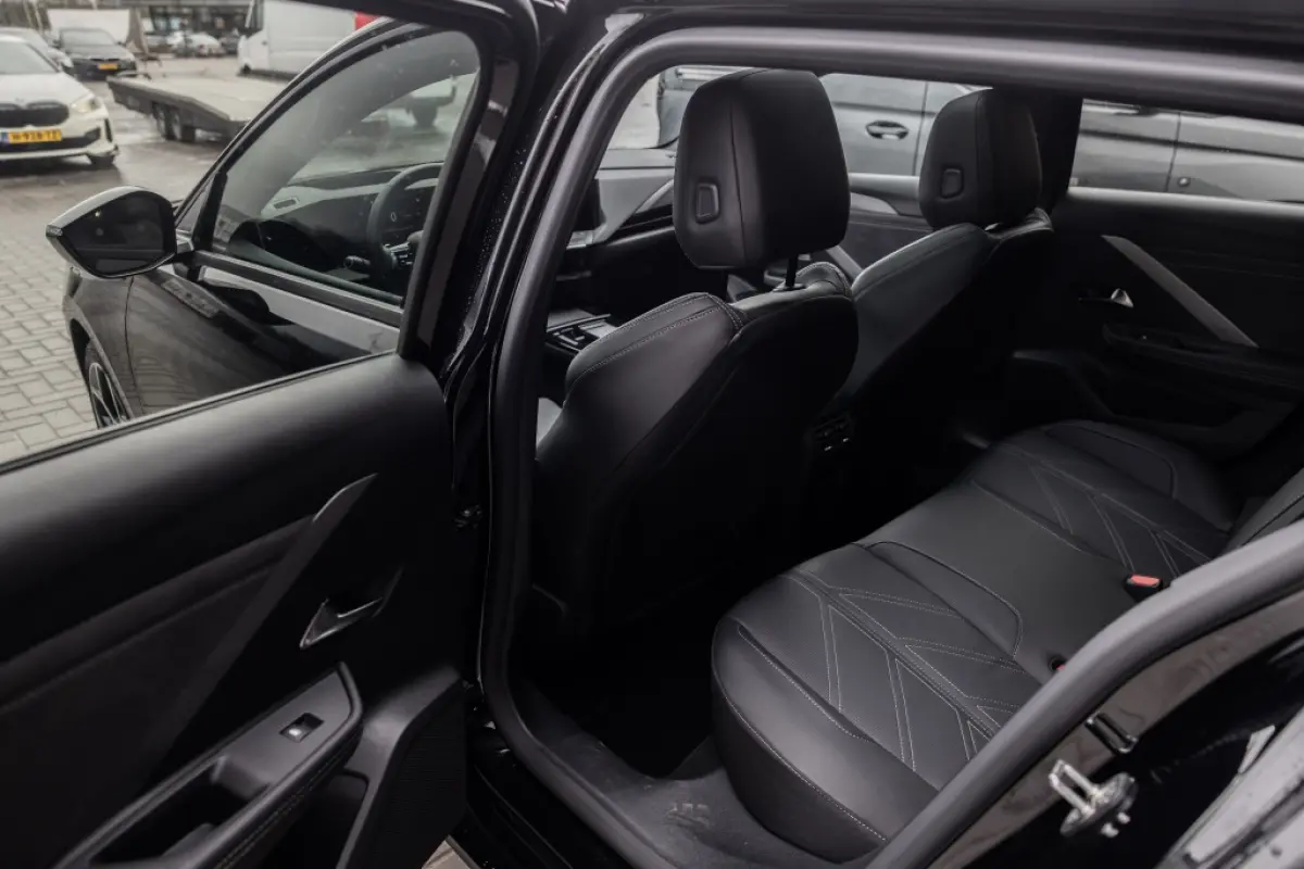 1.6 T PHEV Ultimate | Pano | Leder | Memory | 360 Cam |