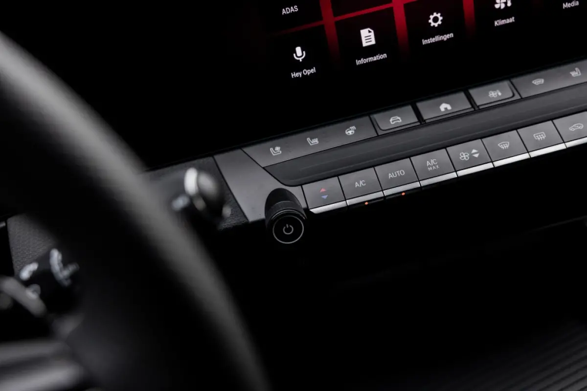 1.6 T PHEV Ultimate | Pano | Leder | Memory | 360 Cam |