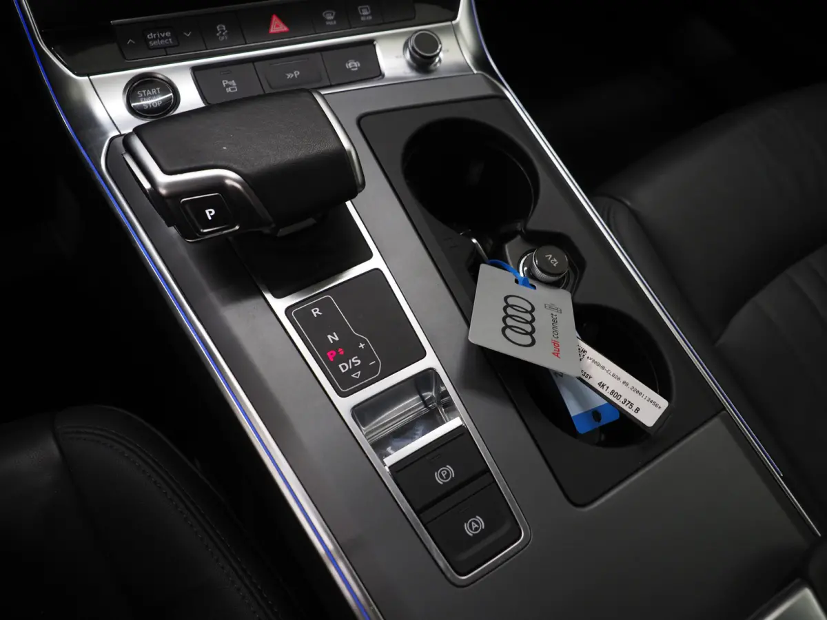 50 TFSI e quattro | Leder | Trekhaak | 360 | Sfeerlicht | Memory | Keyless | Adaptive Cruise | Carplay