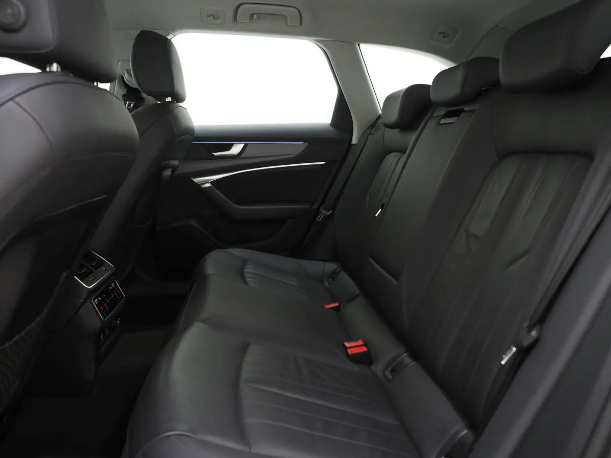 50 TFSI e quattro | Leder | Trekhaak | 360 | Sfeerlicht | Memory | Keyless | Adaptive Cruise | Carplay