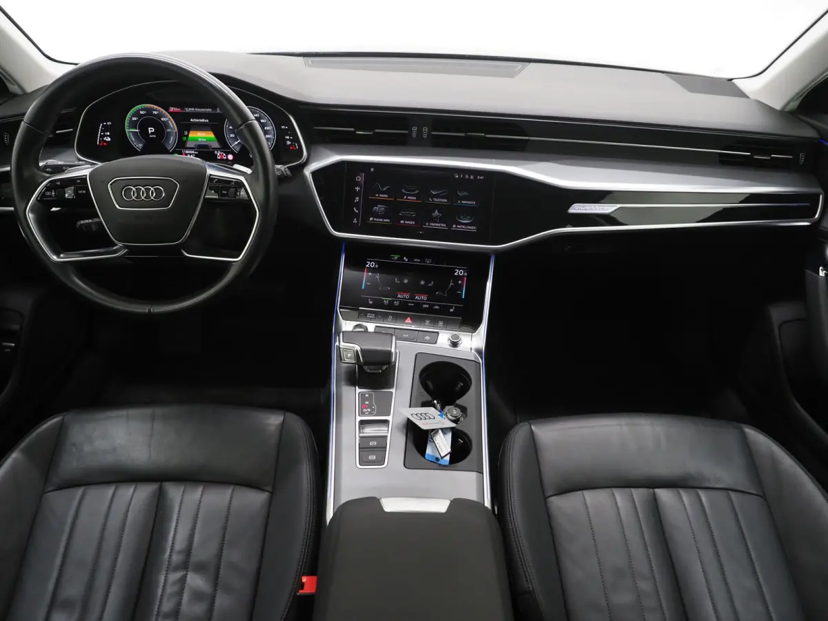 50 TFSI e quattro | Leder | Trekhaak | 360 | Sfeerlicht | Memory | Keyless | Adaptive Cruise | Carplay