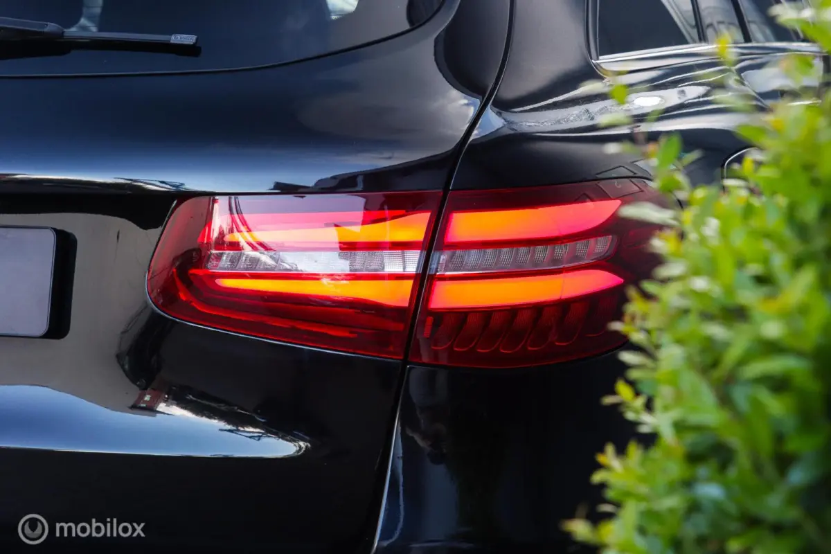 220 d 4MATIC|AMG|PANO|Night pakket|Keyless|LED