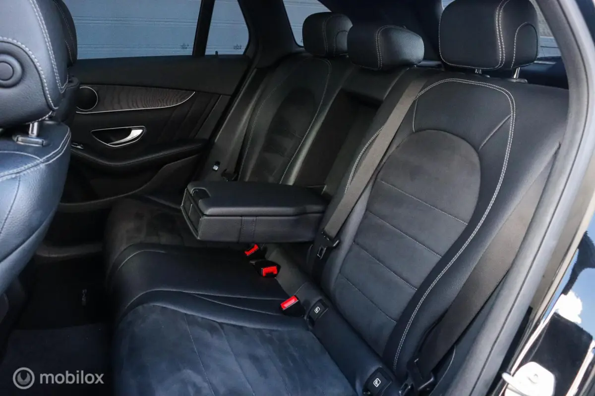 220 d 4MATIC|AMG|PANO|Night pakket|Keyless|LED