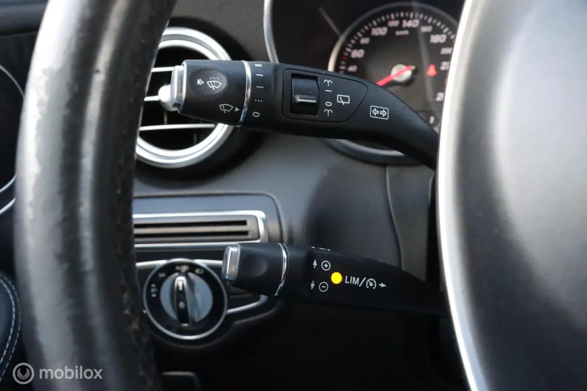 220 d 4MATIC|AMG|PANO|Night pakket|Keyless|LED