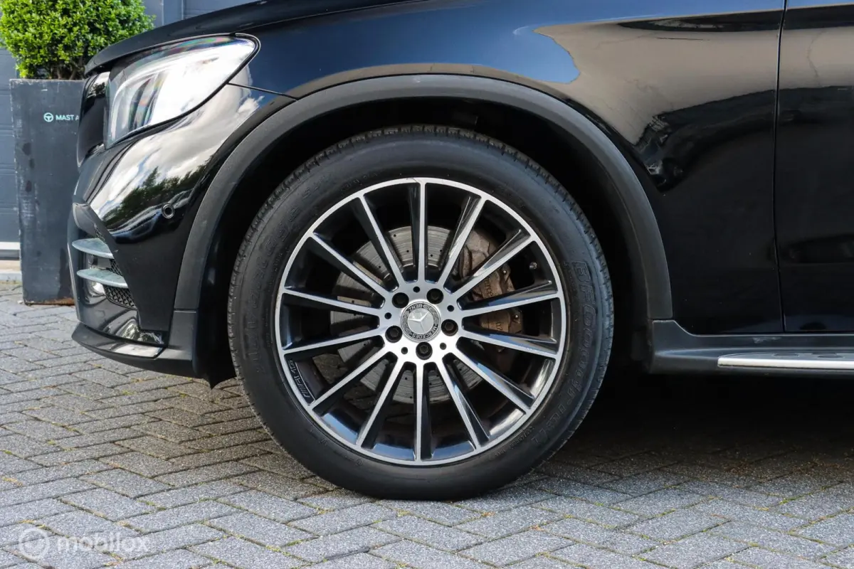 220 d 4MATIC|AMG|PANO|Night pakket|Keyless|LED