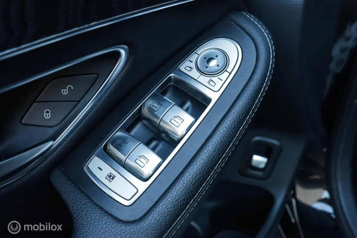 220 d 4MATIC|AMG|PANO|Night pakket|Keyless|LED