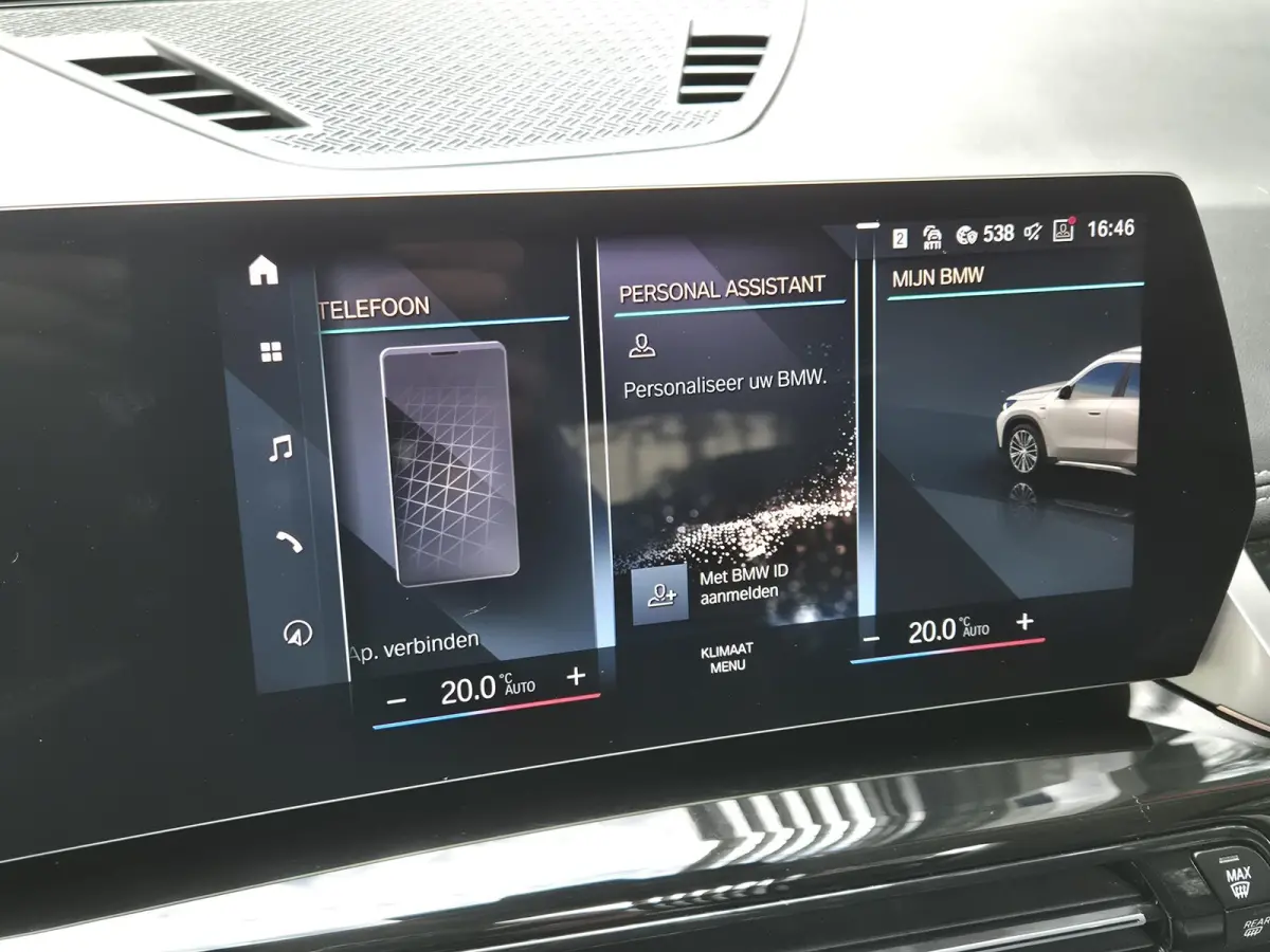 xDrive25e | SOH 95,71% | Panoramadak | Leder | Navigatie | PDC + camera | Stoelverwarming | LM Velgen |