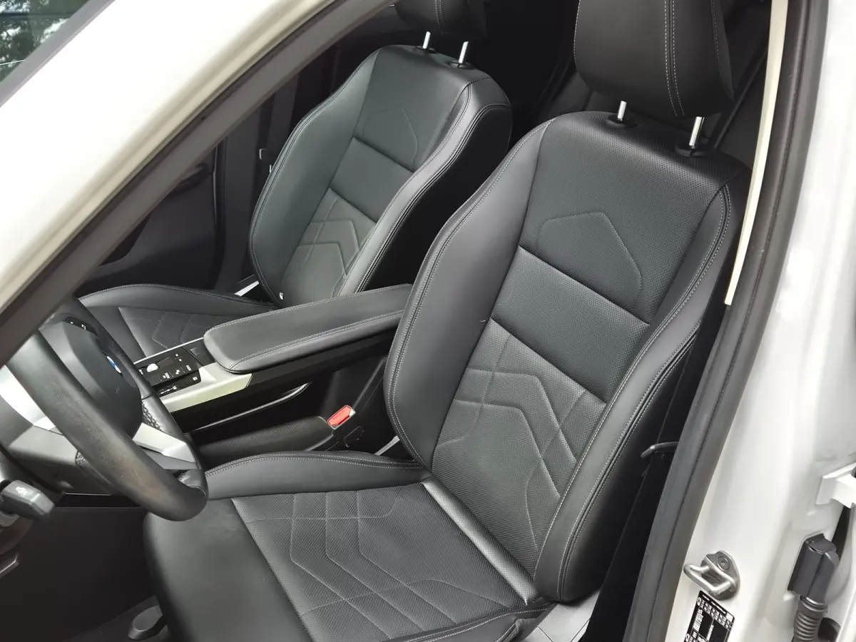 xDrive25e | SOH 95,71% | Panoramadak | Leder | Navigatie | PDC + camera | Stoelverwarming | LM Velgen |