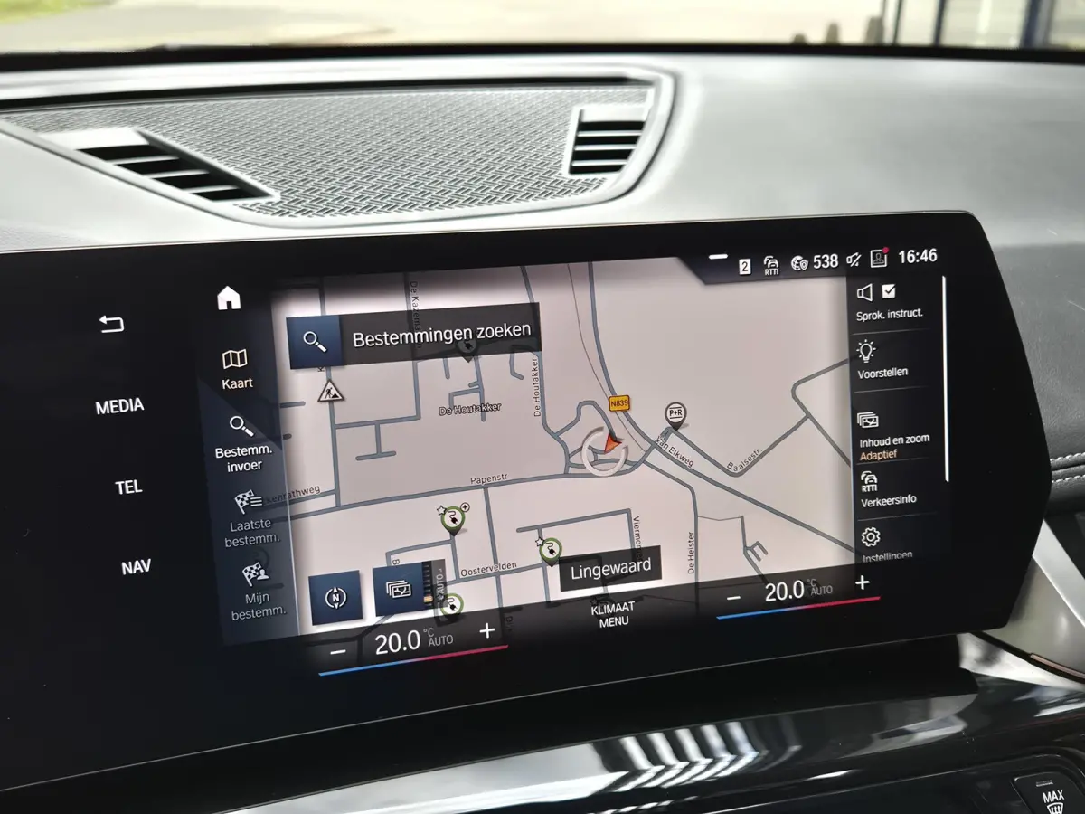 xDrive25e | SOH 95,71% | Panoramadak | Leder | Navigatie | PDC + camera | Stoelverwarming | LM Velgen |