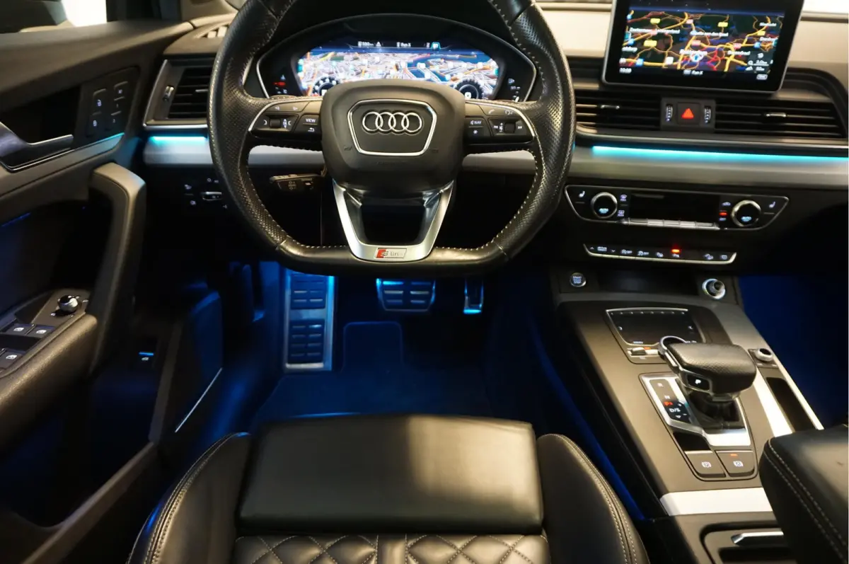 2.0 TFSI Quattro Sport S-Line | Luchtvering | Pano | HUD | B&O | Sfeer | Apple | Adaptive | 21inch | Designo Lederen interieur | Standkachel