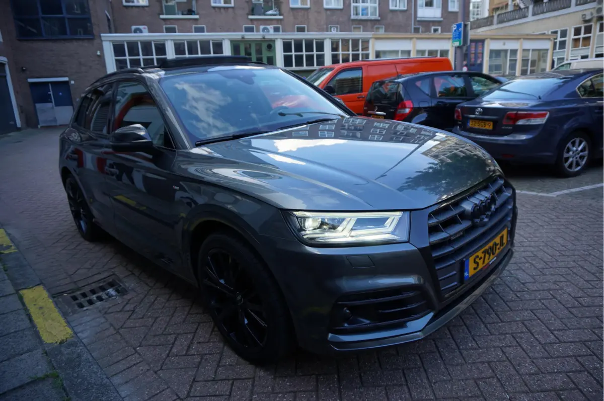 2.0 TFSI Quattro Sport S-Line | Luchtvering | Pano | HUD | B&O | Sfeer | Apple | Adaptive | 21inch | Designo Lederen interieur | Standkachel