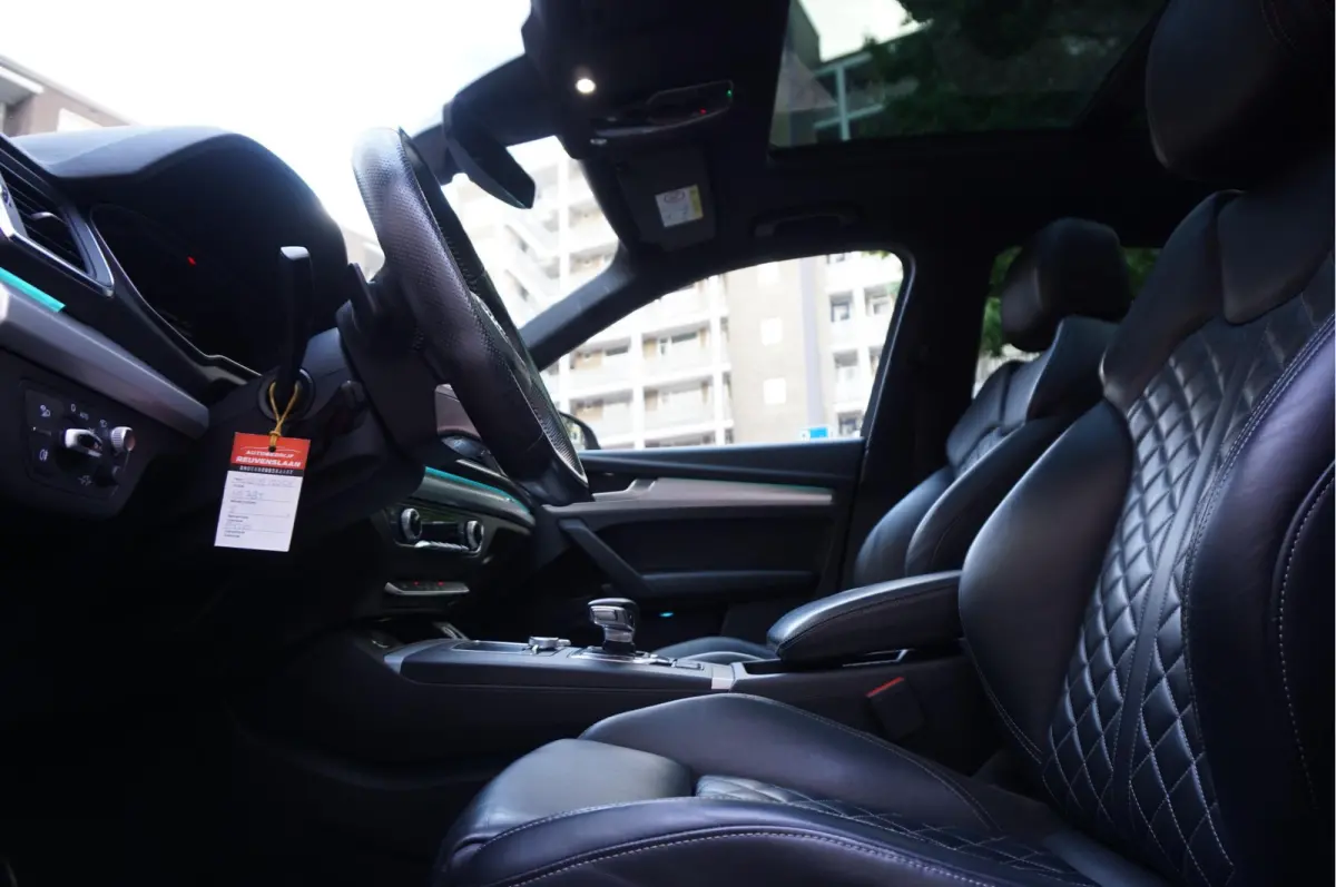 2.0 TFSI Quattro Sport S-Line | Luchtvering | Pano | HUD | B&O | Sfeer | Apple | Adaptive | 21inch | Designo Lederen interieur | Standkachel