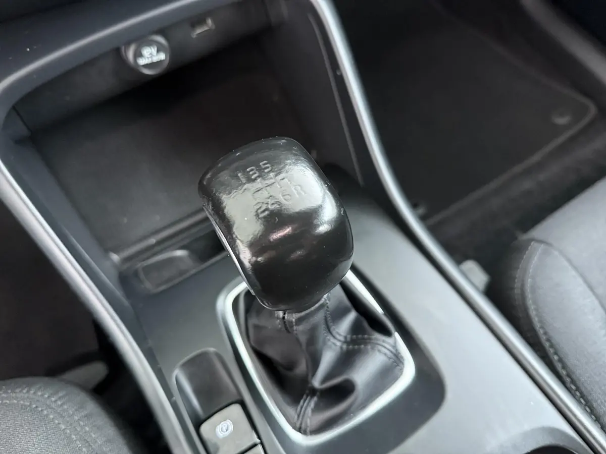 1.5 T3 | Trekhaak | Achteruitrijcamera | Stoelverwarming |