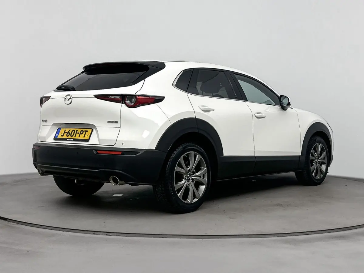 180pk Hybrid Automaat Luxury | 1ste eigenaar | LEER | Camera | Dodehoekdetectie | Stuur/stoelverwarming |