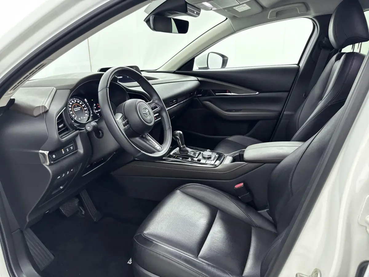 180pk Hybrid Automaat Luxury | 1ste eigenaar | LEER | Camera | Dodehoekdetectie | Stuur/stoelverwarming |